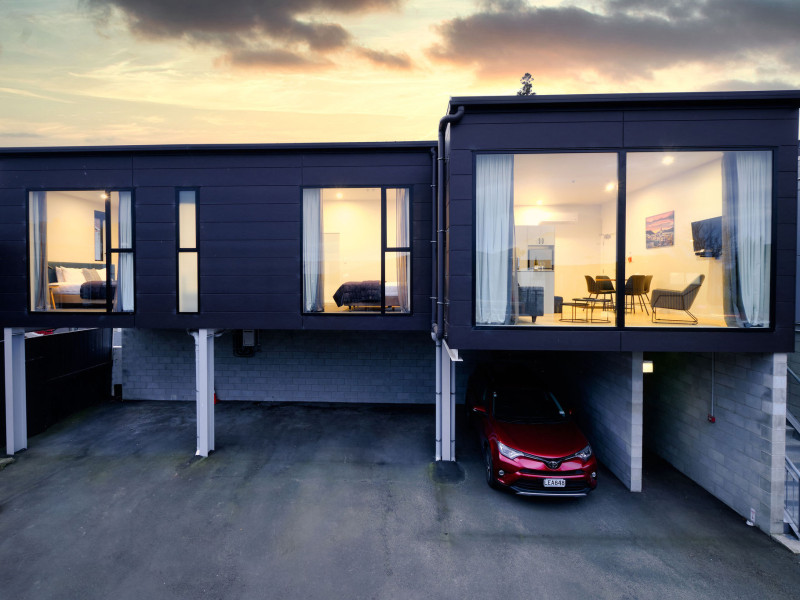 dscf3372exteriorterracelevel